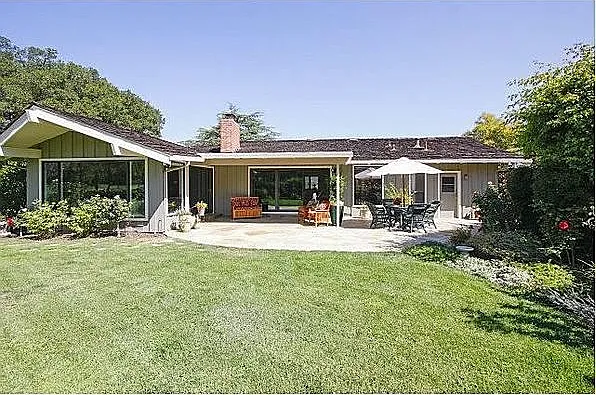 6729 Hampton Dr — Photo 8