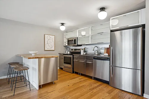 75 N Emerson St #104 Photo 1