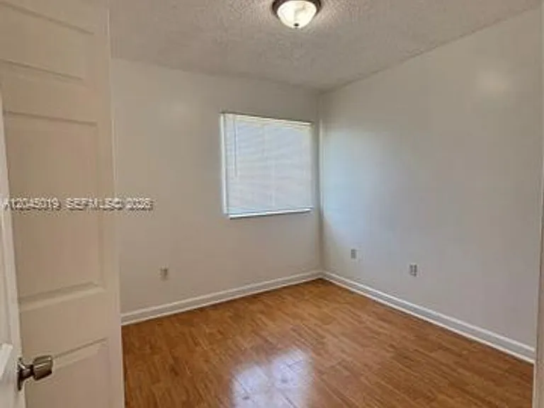 21339 SW 87th Ct #21339 — Photo 16