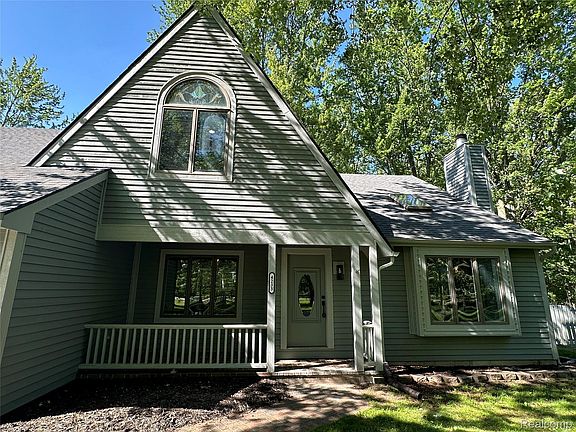 4th image of 4233 State Rd