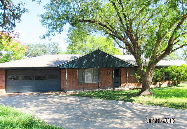 1st image of 714 Hall Ave