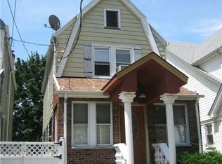 100-48 204 St, Hollis, NY 11423
