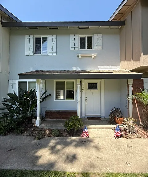 19904 Sidcup Ln — Photo 1