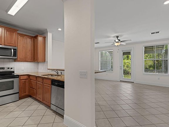 3rd image of 52 Bald Eagle Ct #52