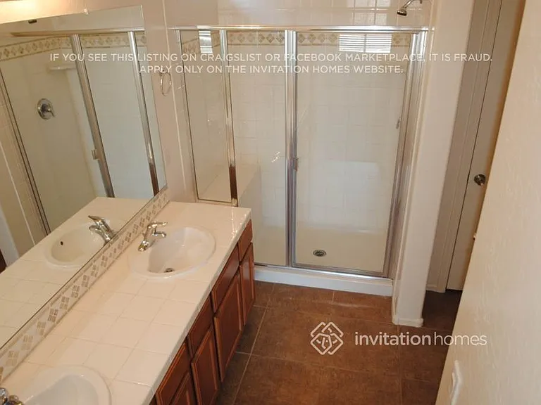 10209 W Parkway Dr — Photo 10