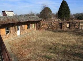 1919 N Spillman St, Sallisaw, OK 74955