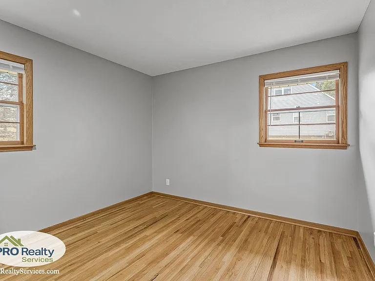 4725 Valley Rd — Photo 12