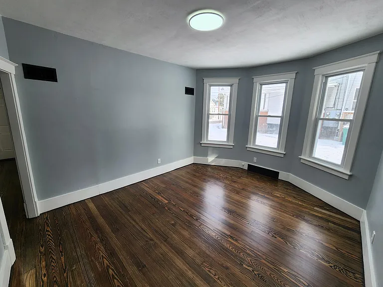 123 Ridgeway St — Photo 17