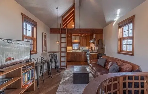 1 bed, 620 sqft, $2,500 — Photo 1