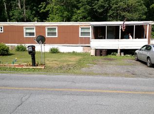 886 Delong Rd, Alburtis, PA 18011