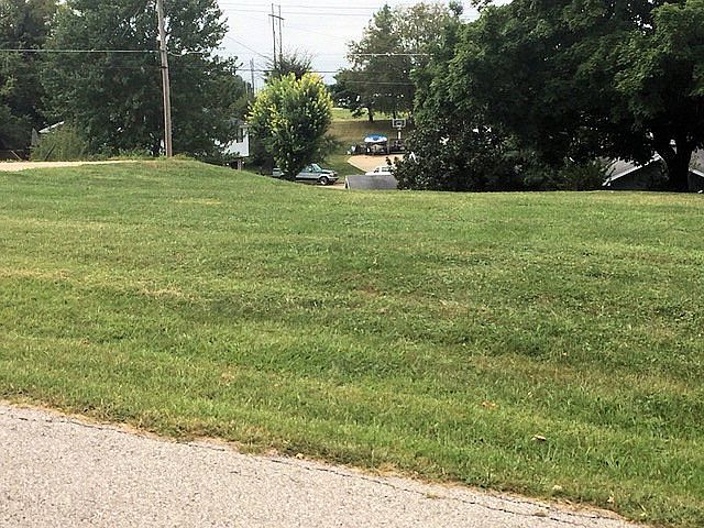 1st image of 644 Beverly Dr