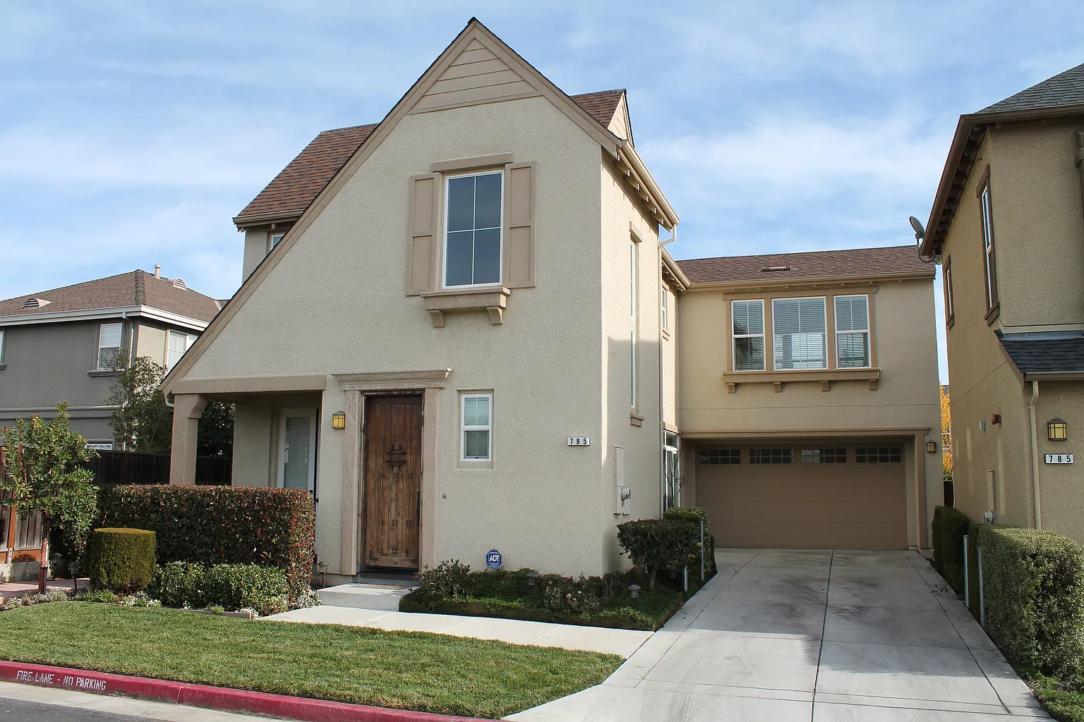 795 Painter Ct photo 1