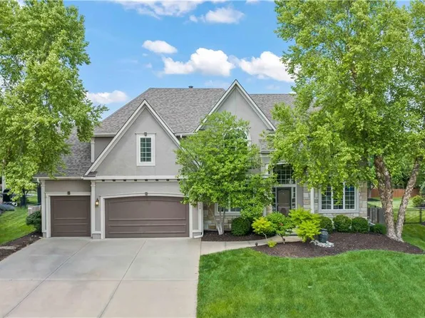 22308 W 59th St, Shawnee, KS 66226