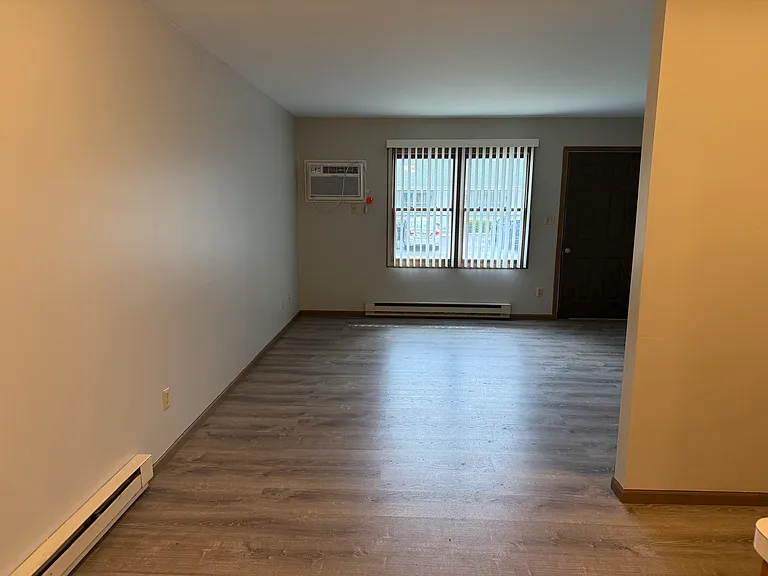 813 Covey Ln #4 — Photo 6