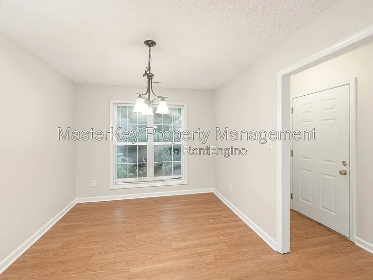 6307 Forest Ridge Dr — Photo 30