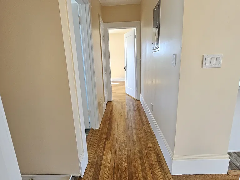481 Van Dyke Ave #1 — Photo 24