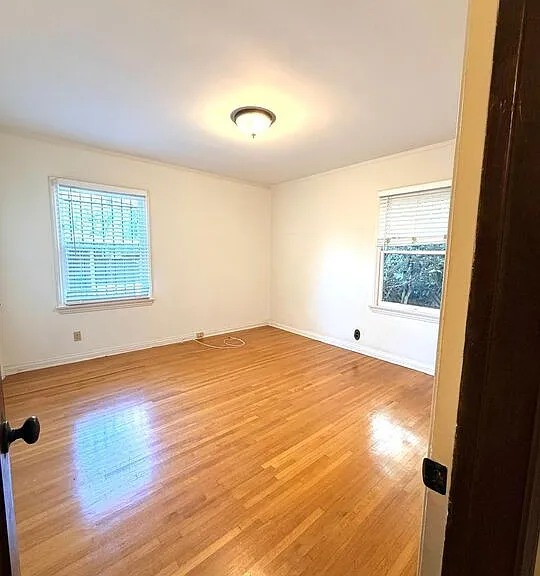 2342 Selby Ave — Photo 27