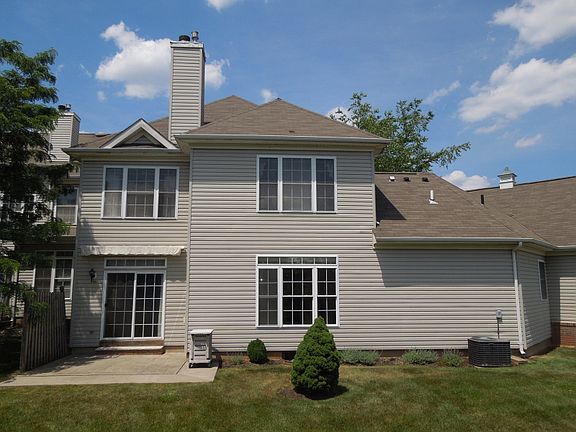 2nd image of 69 Loft Dr