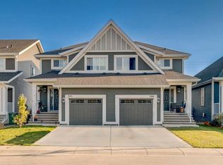 298 N River Heights Cres, Cochrane, AB T4C0V2