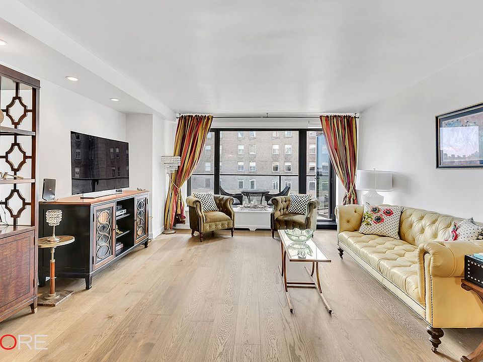 1st image of 200 Central Park S APT 21G