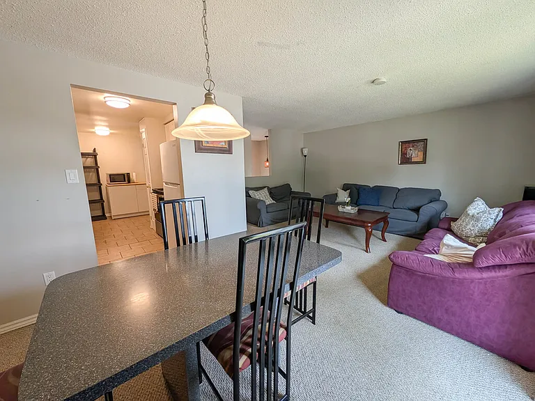3 Tara Cres — Photo 6