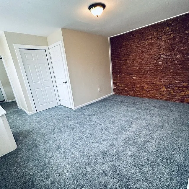 1 bed, 1000 sqft, $1,100 — Photo 2
