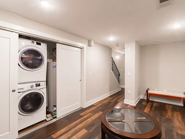 711 N 16th Street — Photo 18