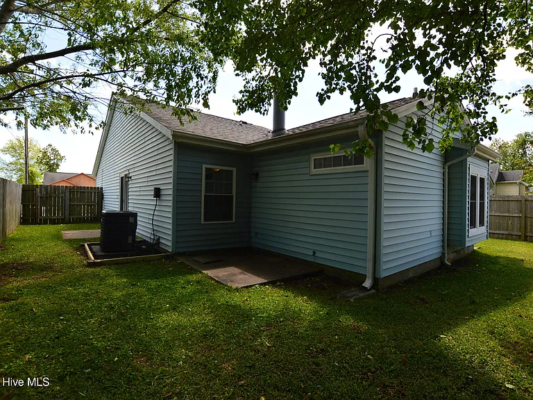 3011 Foxhorn Rd — Photo 17