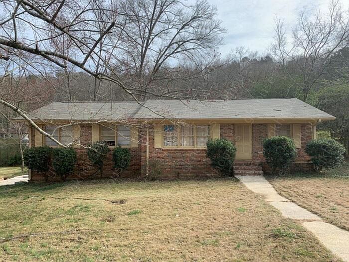 1st image of 917 Shades Glen Dr