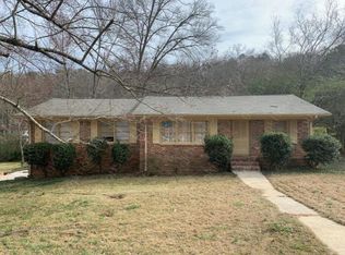 917 Shades Glen Dr, Birmingham, AL 35226