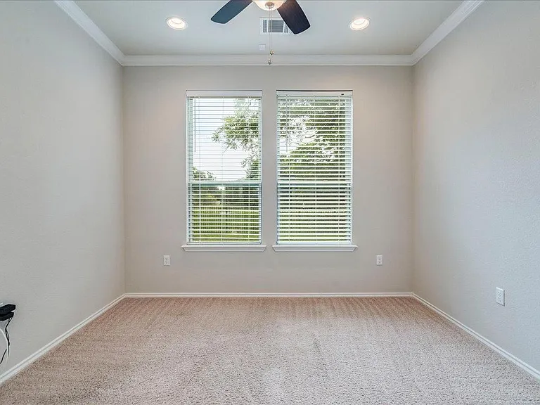 10515 Turnbull Loop — Photo 17