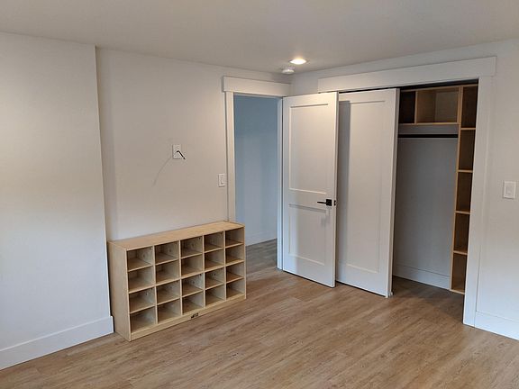 3rd image of 3216 Fuhrman Ave E #3218-2