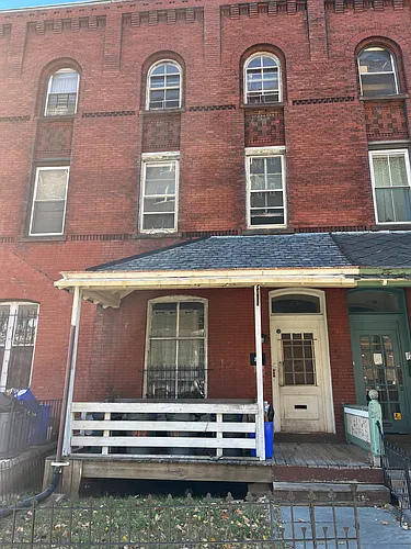 212 S 43rd St #2 Photo 1