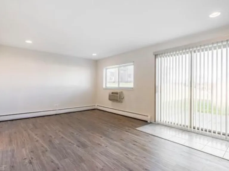 690 Marilyn Ave #110 — Photo 6