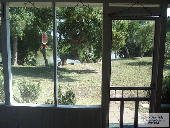 4th image of 1218 Boca Chica Blvd