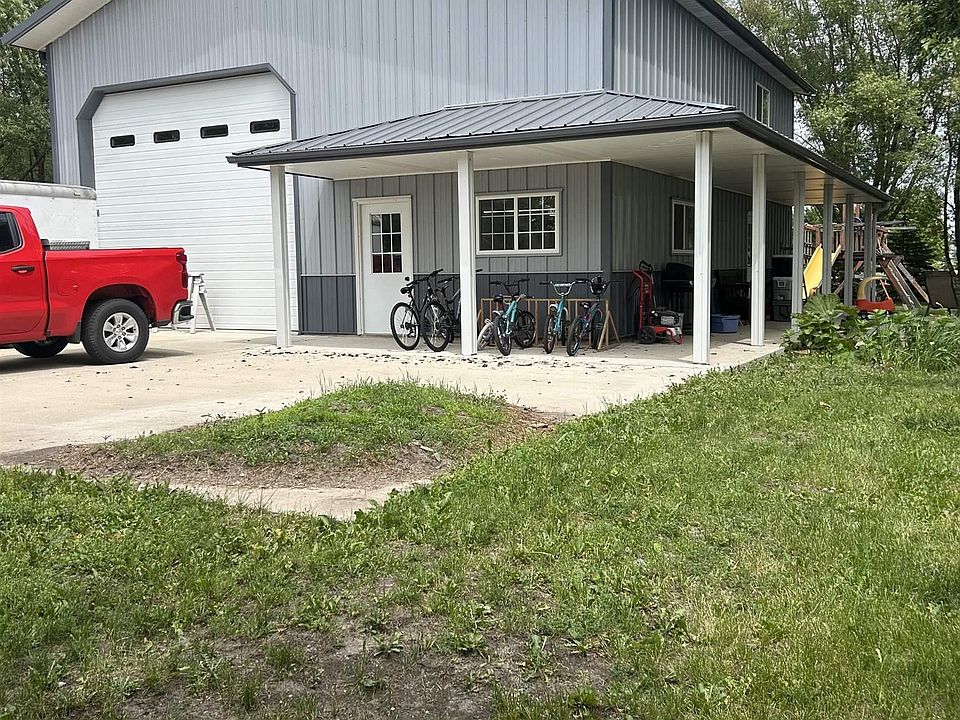2nd image of 27338 Atkins Pl