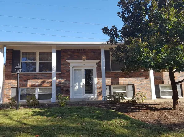 808 Sherwick Ter, Ballwin, MO 63021