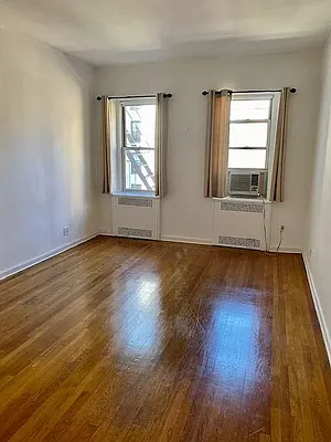 Rented by CJ Net Inc. | media 10