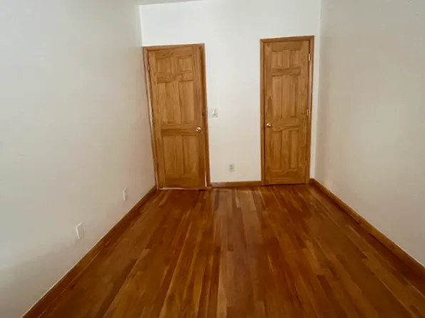 283 Schaefer Street image 9 of 12