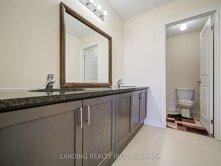 2084 Duberry Dr — Photo 39
