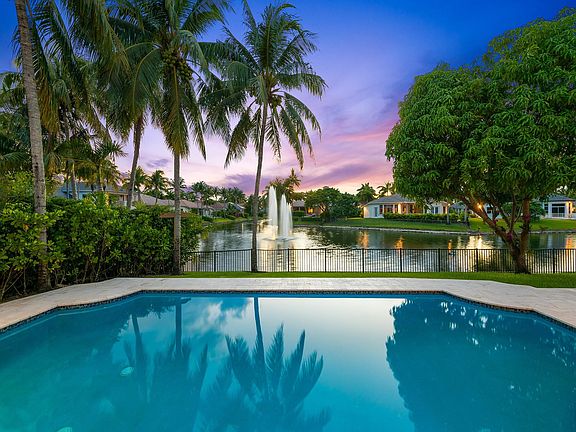 4th image of 731 Coconut Palm Terrace