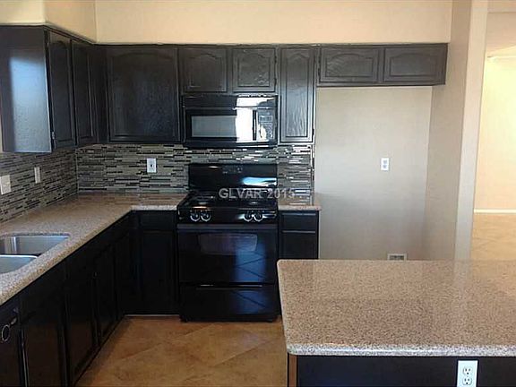 5th image of 7564 Holloran Ct