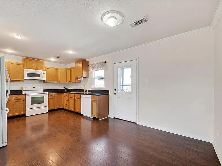 11 Highland Dr — Photo 5