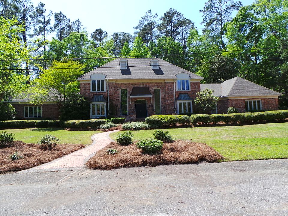 1st image of 100 Coralie Dr
