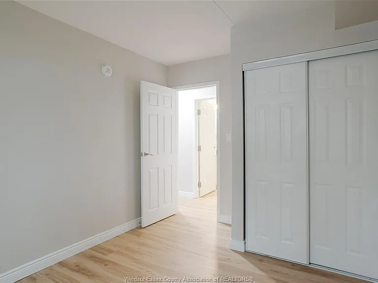 3355 Sandwich St #102 — Photo 23