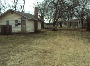 2004 S Holbrook St, Fort Scott, KS 66701