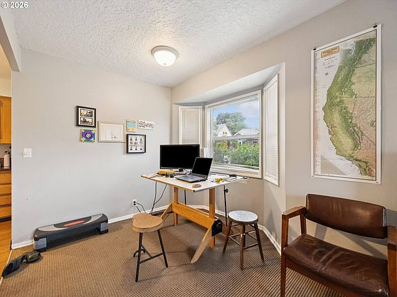 5th image of 2251 SE 70th Ave