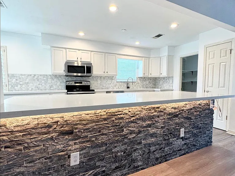 3019 Keats Dr — Photo 10