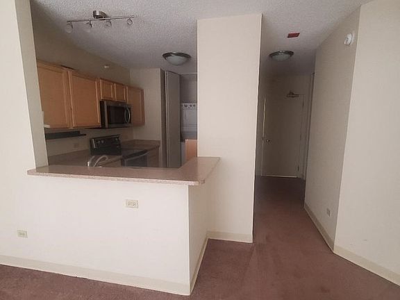 4th image of 222 N Columbus Dr APT 2104