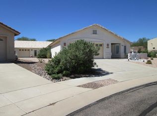 130 E Calle Pulsera, Green Valley, AZ 85614